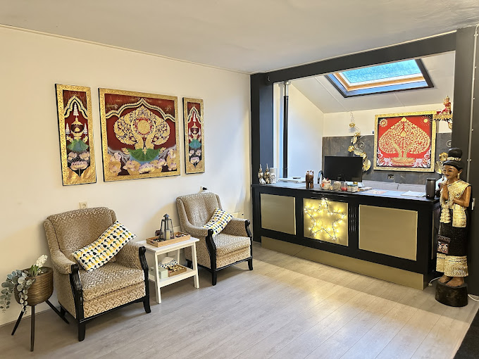 afbeelding massage salon binnen links
